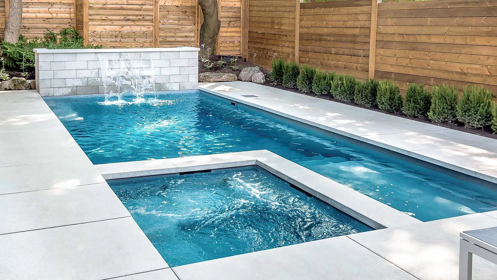 The Limitless™, a fiberglass pool design manufactured by Leisure Pools