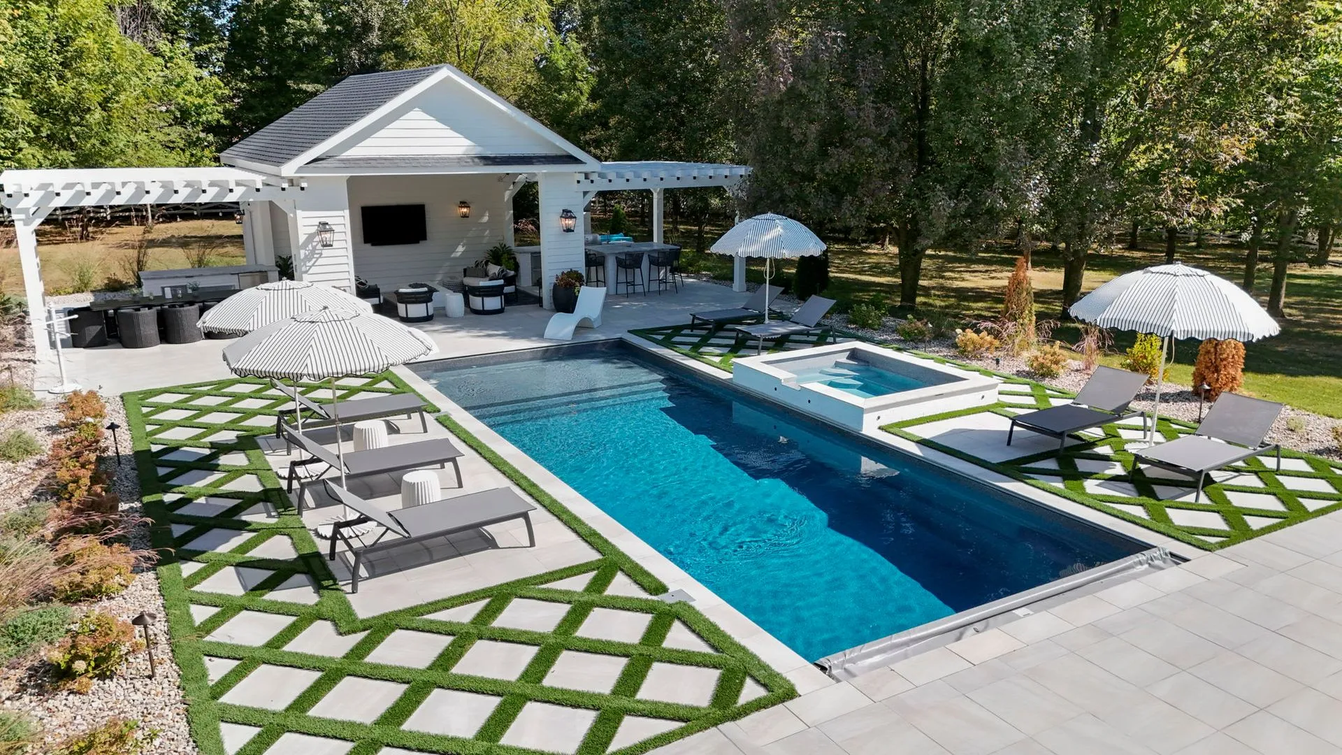 Fiberglass Swimming Pool Installations by Leisure Pools Vail